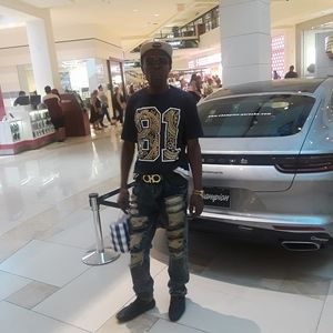 Meet your Posher, Roger